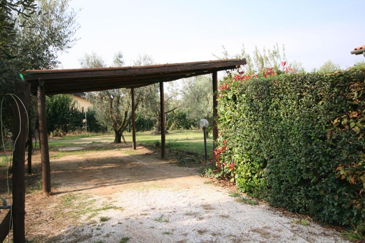 Carlotta Casetta Indipendente Non Distante Dal Mare Castagneto Carducci Buitenkant foto